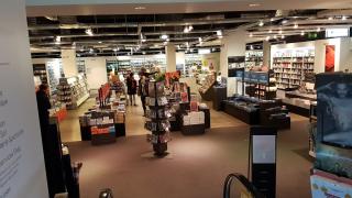 Librairie FNAC Paris - Bercy Village 0