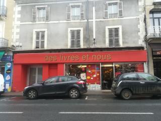 Librairie Des livres et nous 0